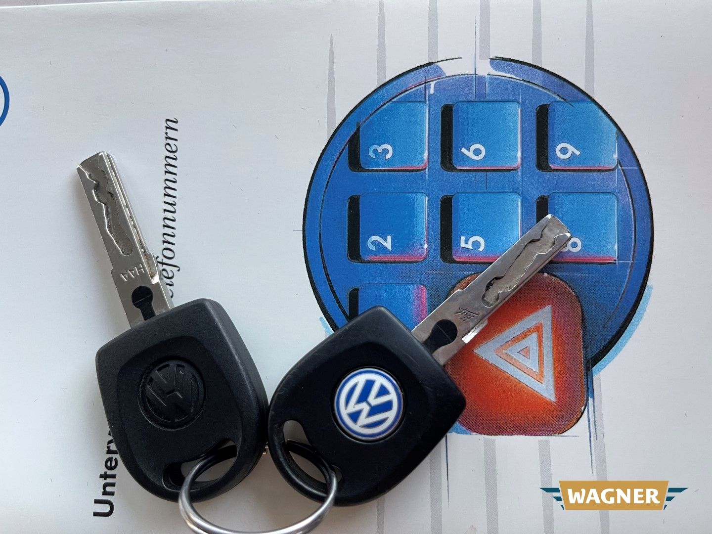 Fahrzeugabbildung Volkswagen Golf IV Edition Klima Servo TÜV 02/2027