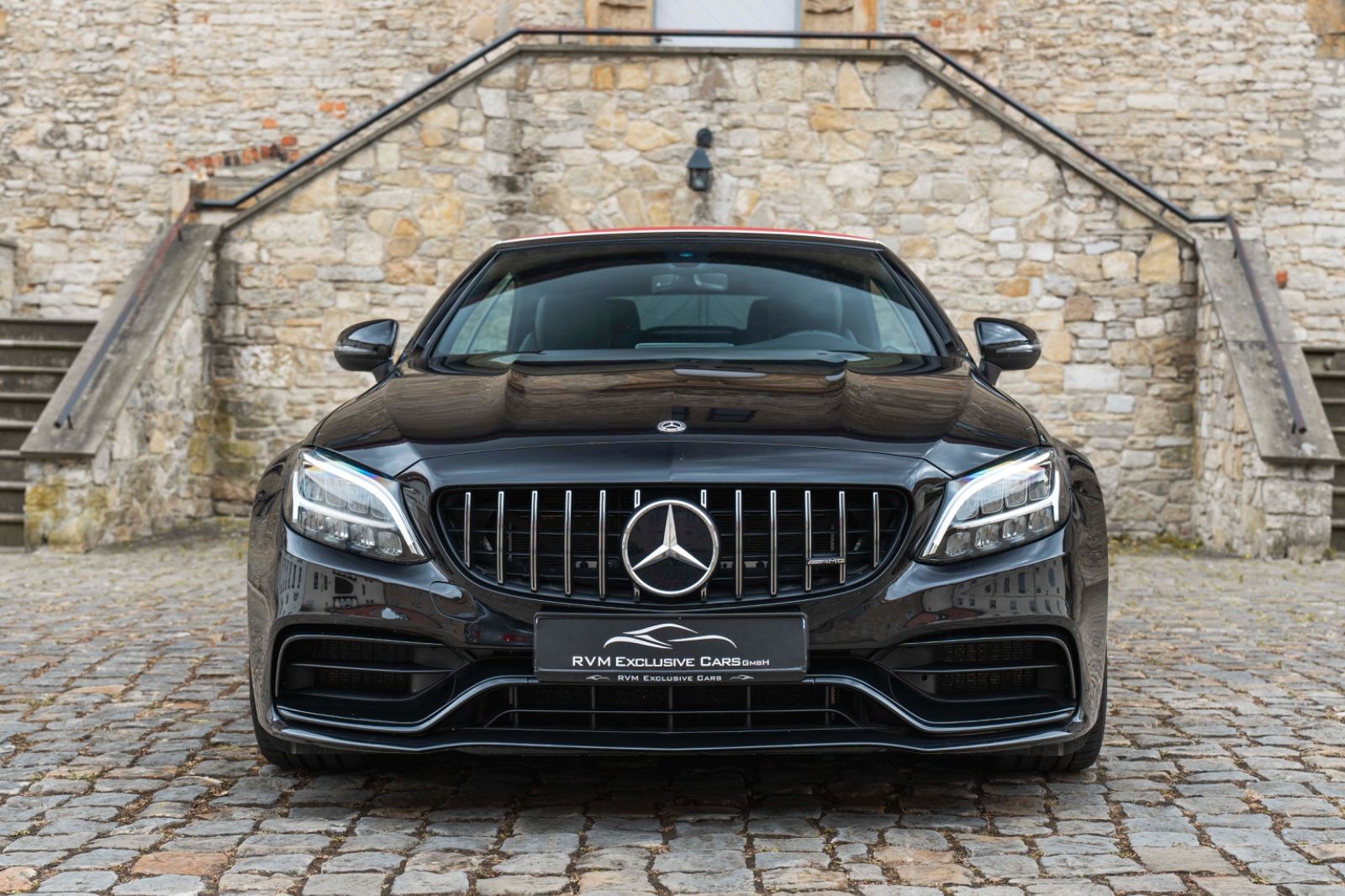 Fahrzeugabbildung Mercedes-Benz C 63 AMG  CABRIO AMG LED BURMESTER NAV KAMERA