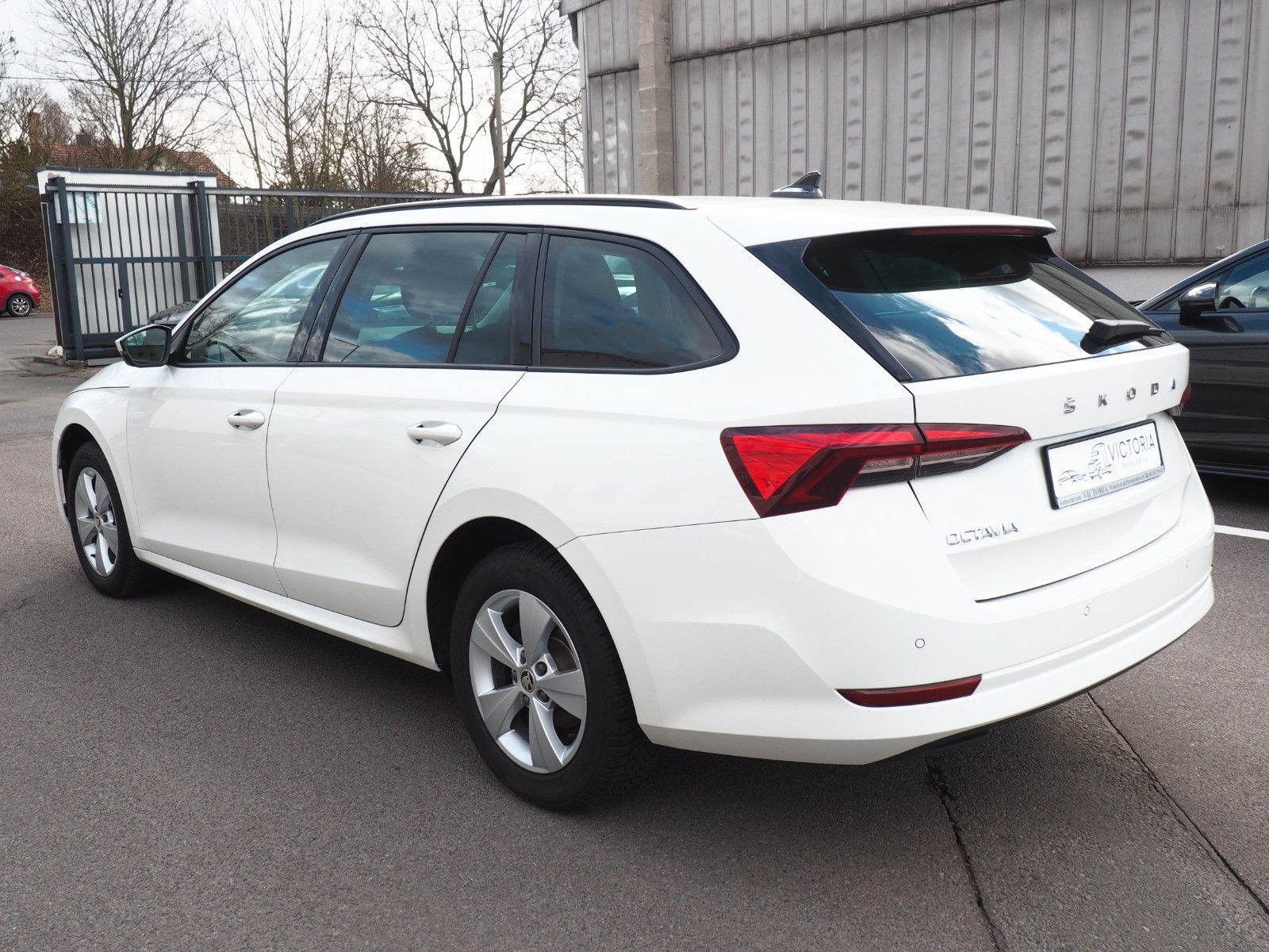 Skoda OCTAVIA Ambition*LED*CARPLAY*SHZ*Lenk.Hz.TEMP* foto 3
