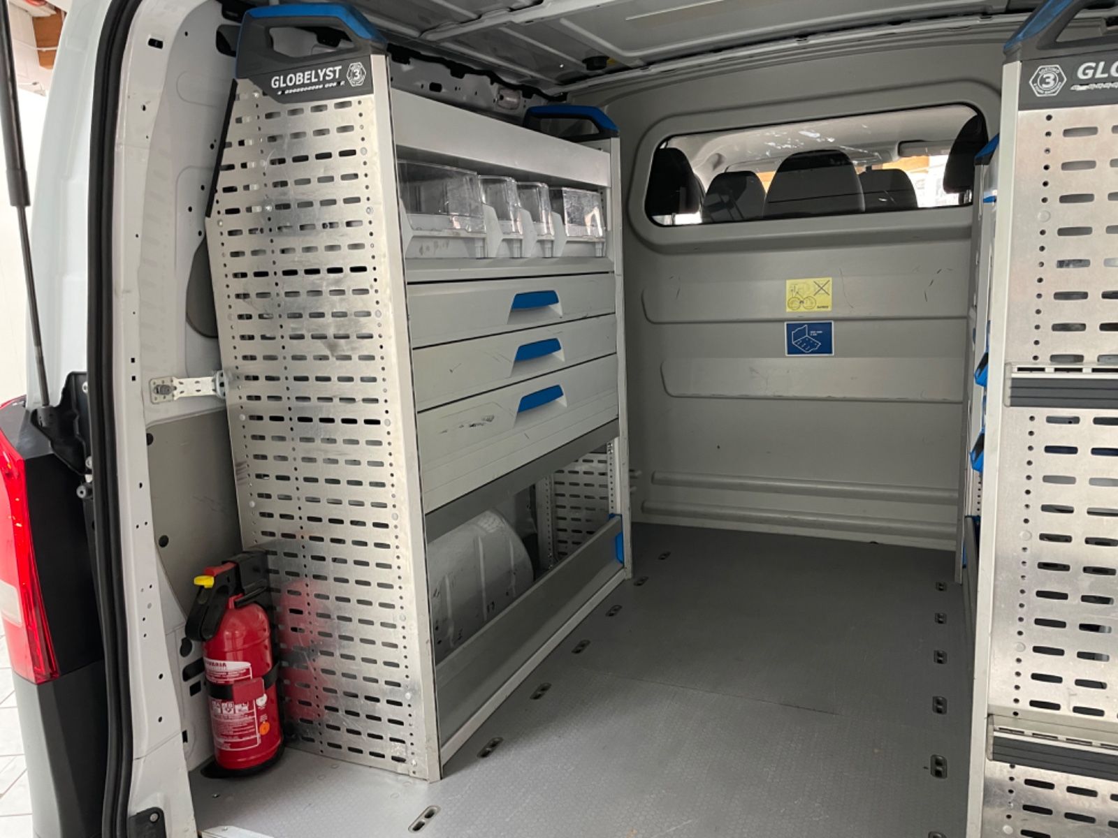 Fahrzeugabbildung Mercedes-Benz Vito Mixto 111 CDI FWD extralang *Werkstatt*