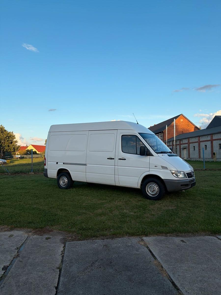 Mercedes-Benz Sprinter