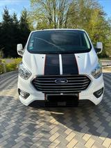 Ford Tourneo Custom - weiße Ford Tourneo Custom