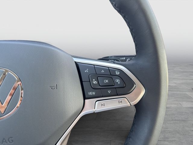 Golf VIII LIFE 1.5 TSI DSG STANDHZG NAVI APP-CON