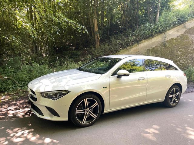 MERCEDES-BENZ Mercedes-Benz CLA 250 Shooting Brake