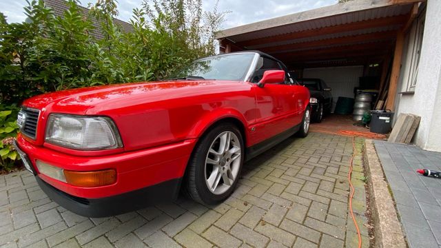 Audi Typ 89 Cabrio 2.3l 5 Zylinder