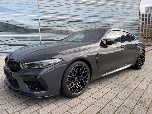 BMW M8 Competition xDrive GC/Carbon/B&W/Laser/voll