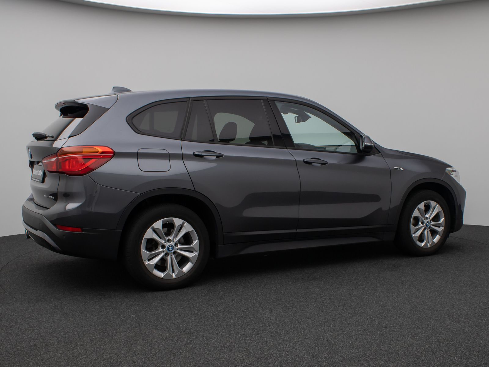 Fahrzeugabbildung BMW X1 xD25e DAB PDC Navi Lordos Geschwindigkeitsre