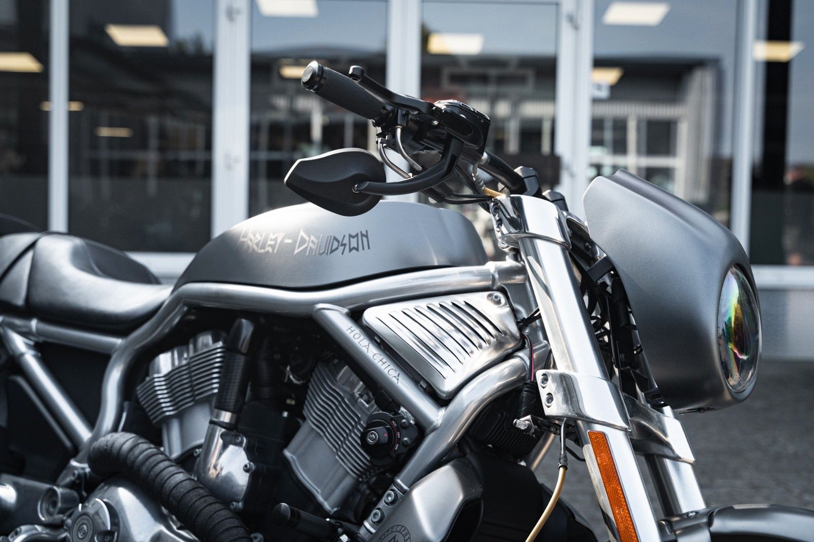 Fahrzeugabbildung Harley-Davidson VRSCR STREET ROD - REMUS ENDSCHALLDÄMPFER -