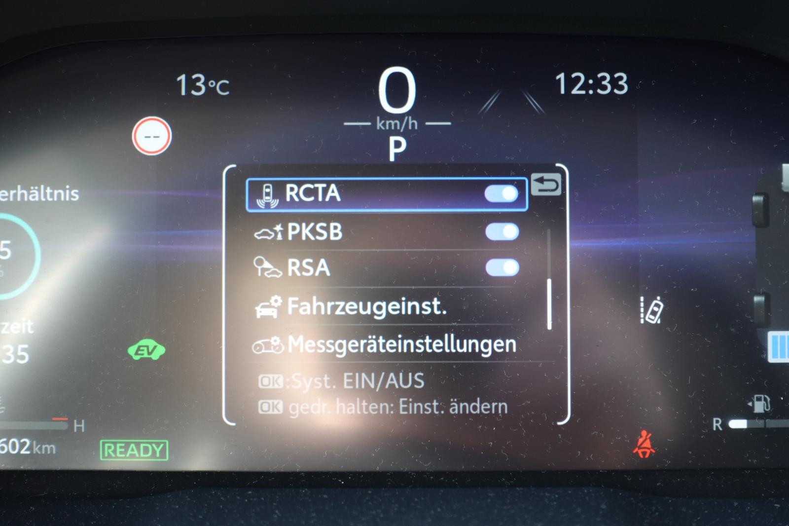 Toyota RAV 4 2.5 Hybrid Lounge Allrad 5J Garantie
