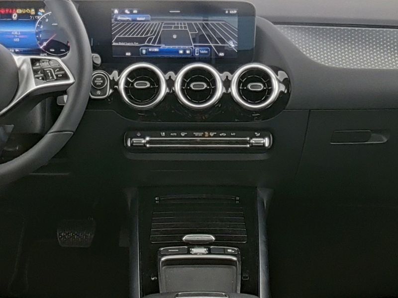 Fahrzeugabbildung Mercedes-Benz B 200 Progressive*Distro*MultiBeam*360°*Totwink*