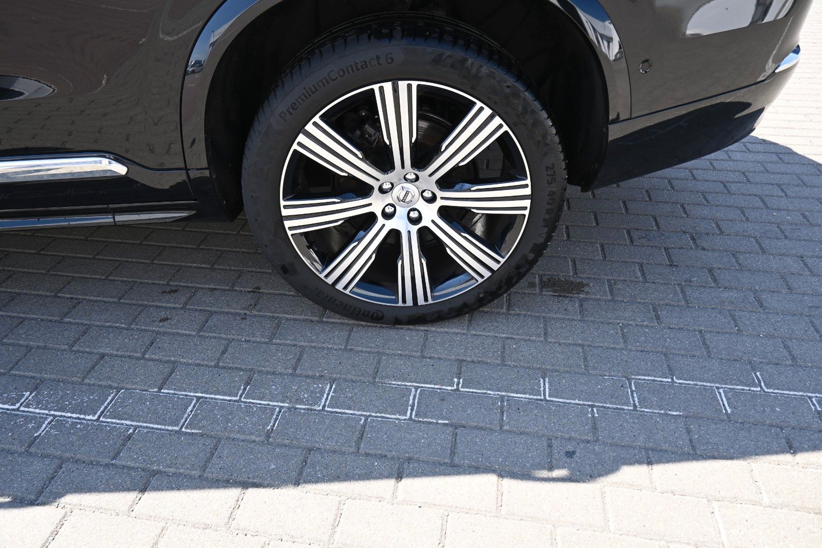Fahrzeugabbildung Volvo XC90 D5 Ultimate Bright AWD*MASS*LUFT*AHK*PANO*