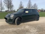 MINI Mini Cooper SE Resolute Edition (8-fach Reifen) - MINI MINI: Resolute Edition