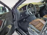 Volkswagen Tiguan Elegance 4Motion 2.0 TDI HARMAN-KARDON*PA - : Allradantrieb, Geländewagen