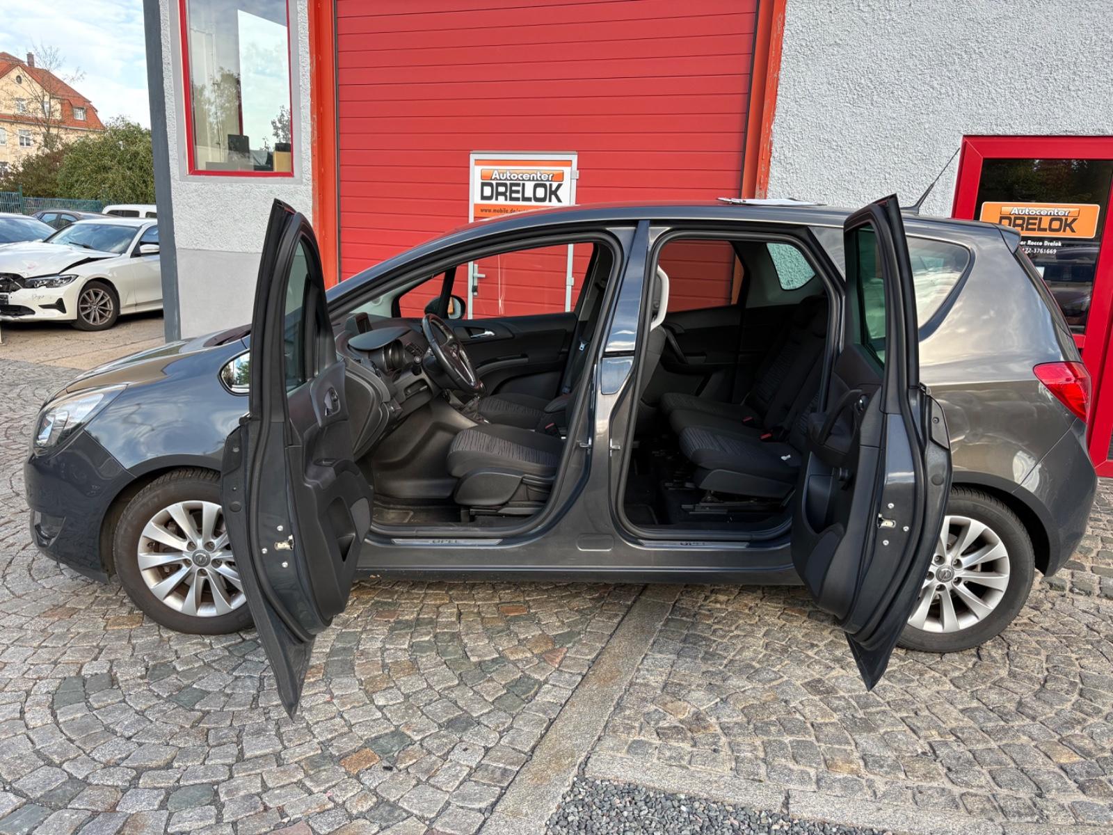 Opel Meriva 2015 — photo 8