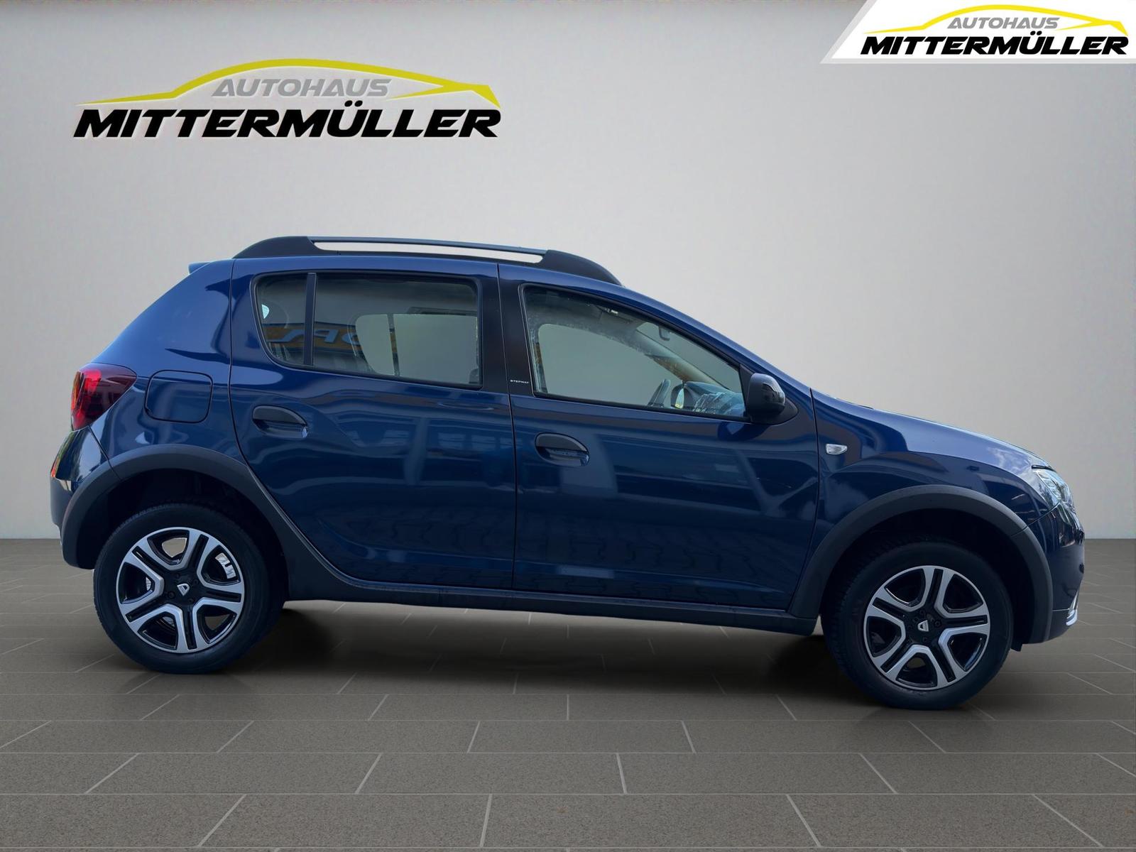 Dacia Sandero 90 Stepway Celebration Navi PDC