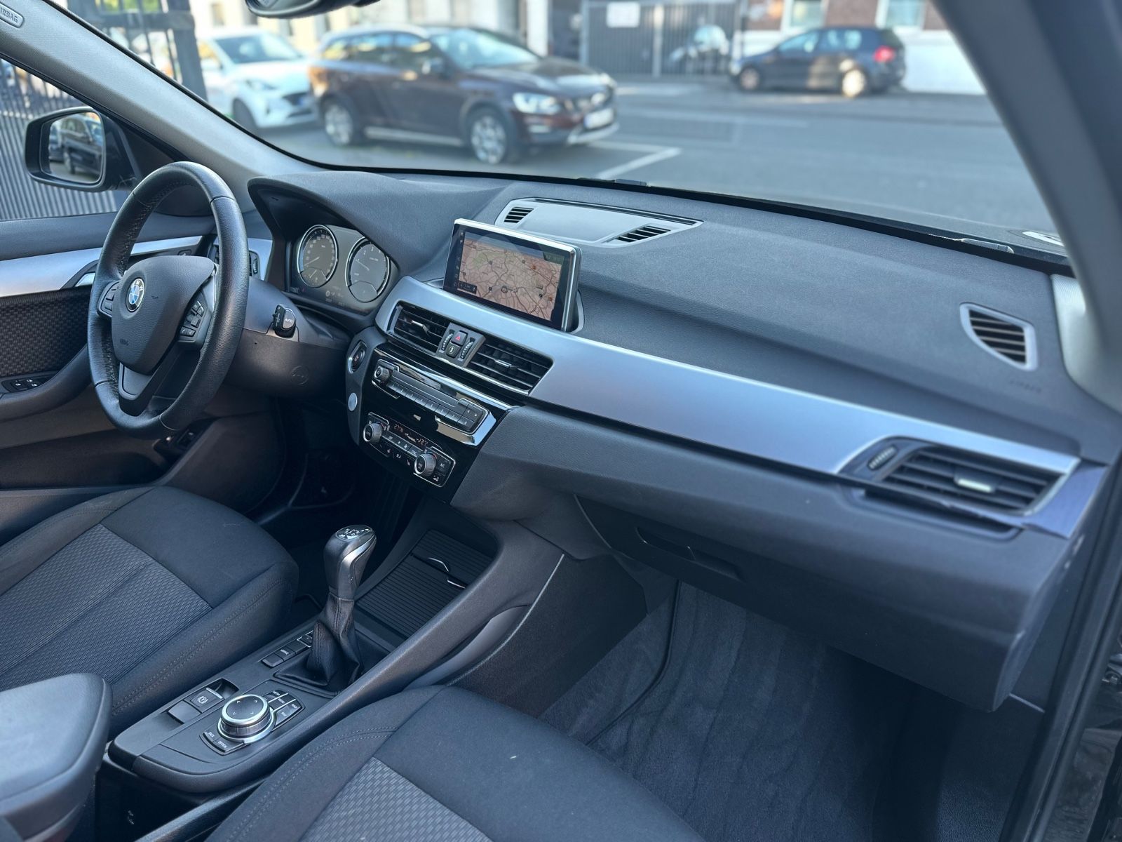 BMW X1 xDrive 25 e*ADVANTAGE*SHZ-AHK-TEMPO*DIGITAL* foto 15
