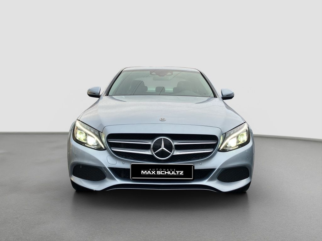 Fahrzeugabbildung Mercedes-Benz C 220 d AVANTGARDE*DISTR*MULTIB*NAV*SITZH*KAMERA