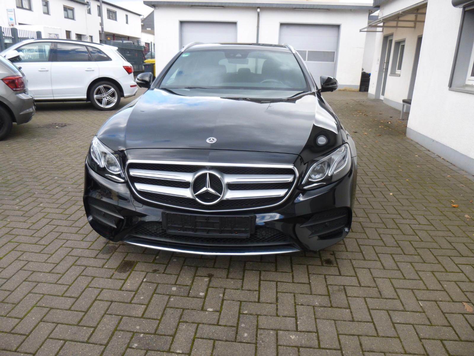Mercedes-Benz E 350d  T 4Matic AMG Paket, Vollausstattung