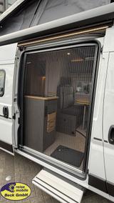 HYMER / ERIBA / HYMERCAR Camper Van Redwood 600 Trail Markteinführung - Kastenwagen mit 4 Schlafplätzen