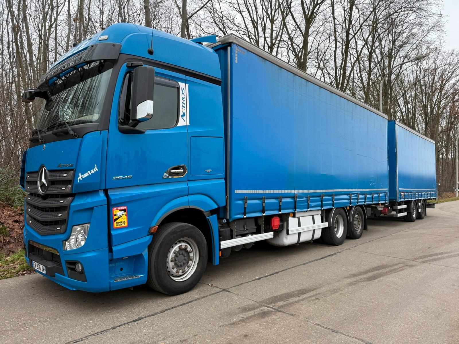 Mercedes-Benz Actros 2545 / Retarder / Volumenzug