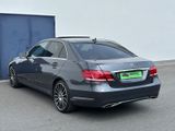 Mercedes-Benz E 220 E -Klasse Lim. E 220 CDI BlueEfficiency - Mercedes-Benz E 220: Cdi Blueefficiency