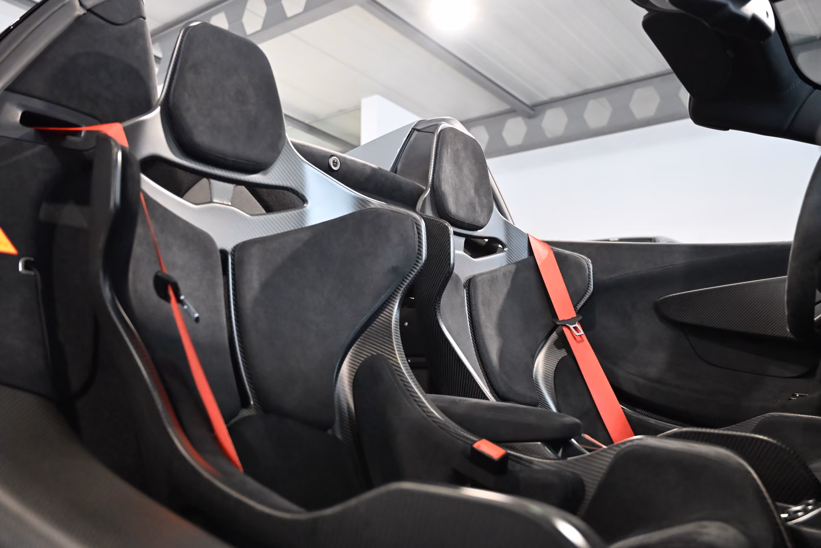 McLaren 600LT Spider/MSO Clubsport/Senna Seats/Lift