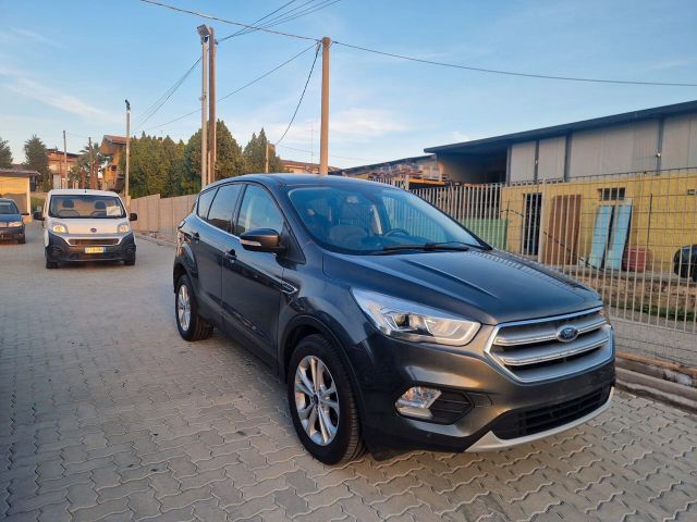 Ford Kuga 1.5 TDCI 120 CV S&S Powershift Edition