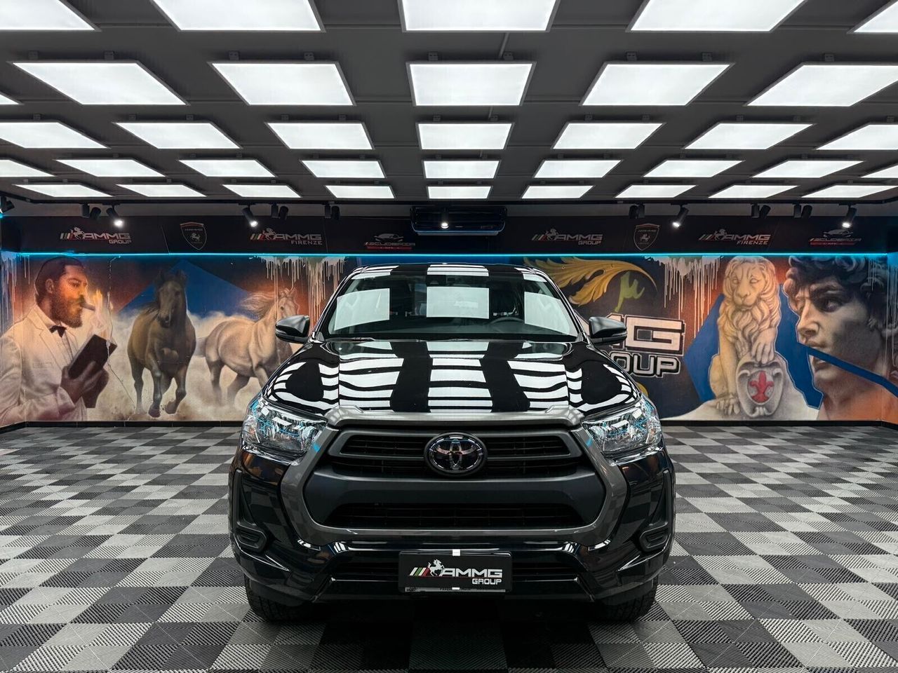 Toyota Hilux 2.4 D-4D A/T 4WD 4 porte Double Cab imagem 2