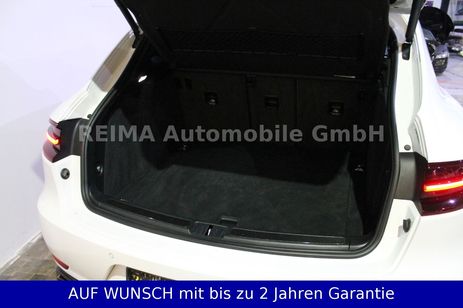 Fahrzeugabbildung Porsche Macan Turbo Performance, Carbon, Pano, Luft