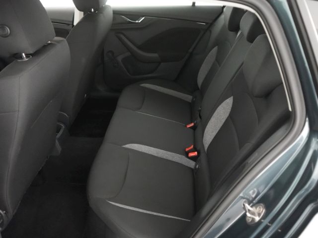 Scala ACTIVE TSI+SITZHEIZUNG+PARKPILOT HI+ALUFEL