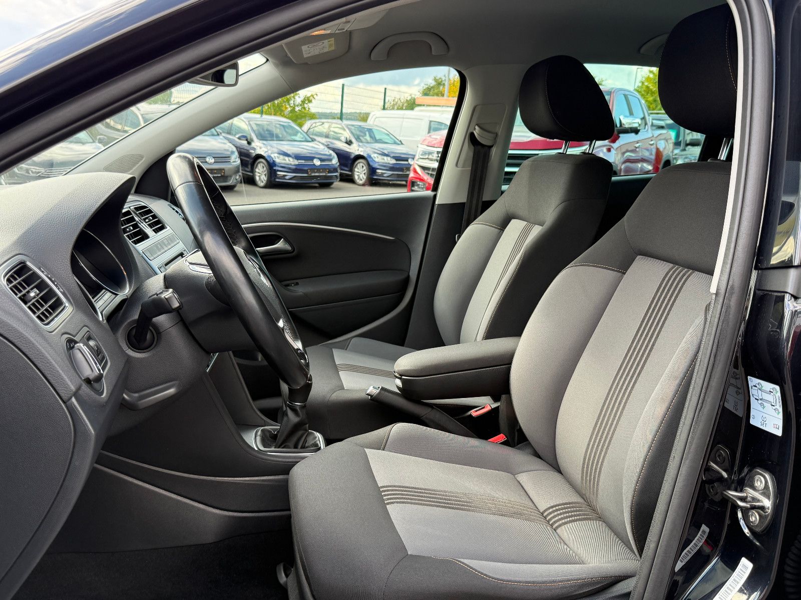 Fahrzeugabbildung Volkswagen Polo V Allstar 1.4 TDI Start-Stopp GRA Navi SHZ