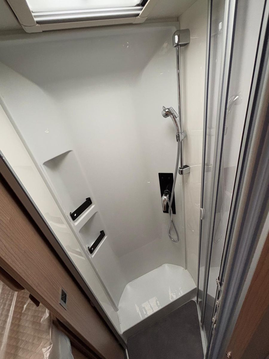 Fahrzeugabbildung Malibu I 490 RB LE comfort Dachklimaanlage geschenkt
