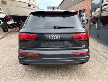 Audi Q7 - 5