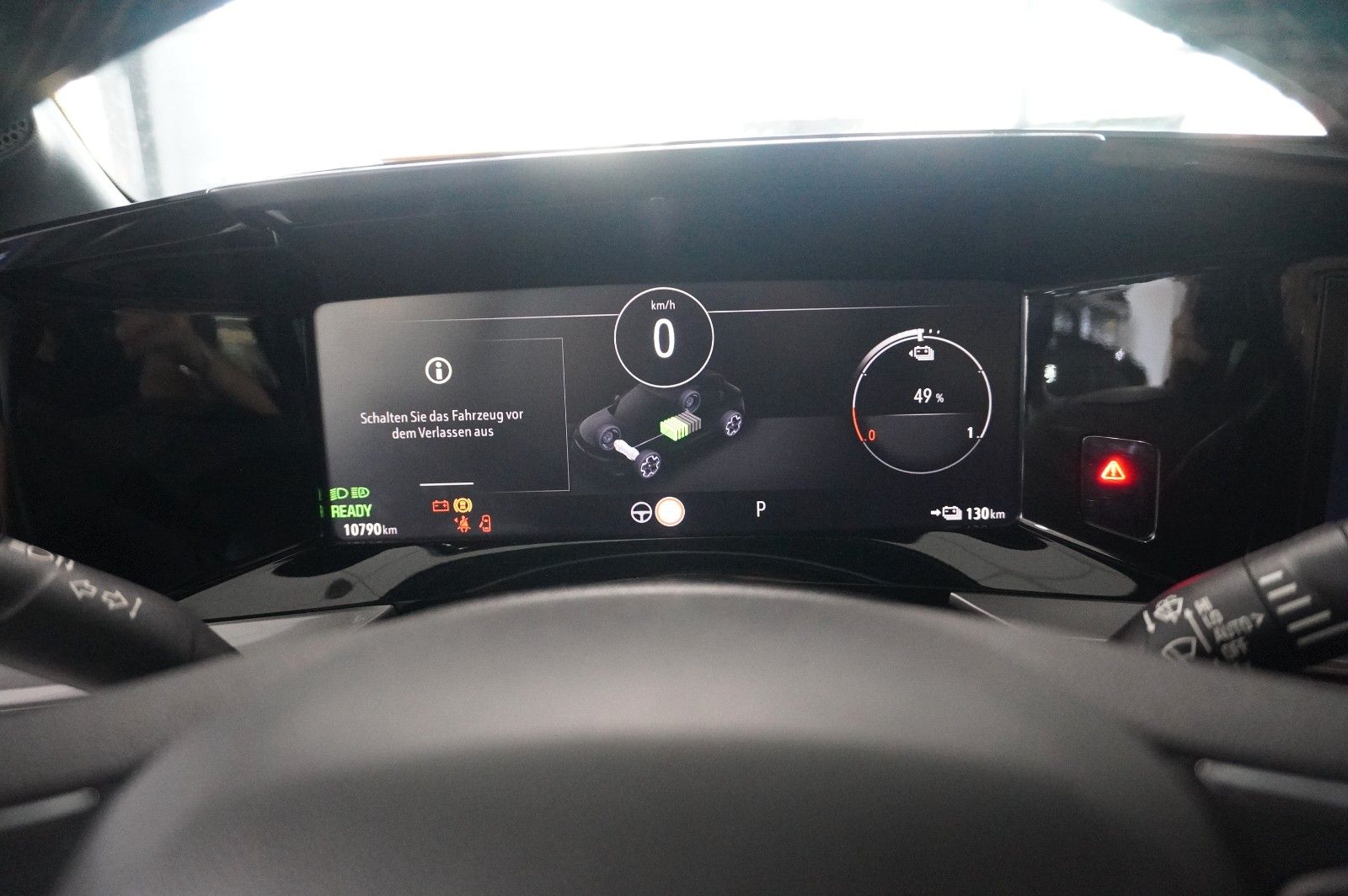 Fahrzeugabbildung Opel Mokka-e ULTIMATE 1-PHASIG NAVI/LED/KAMERA/DAB+