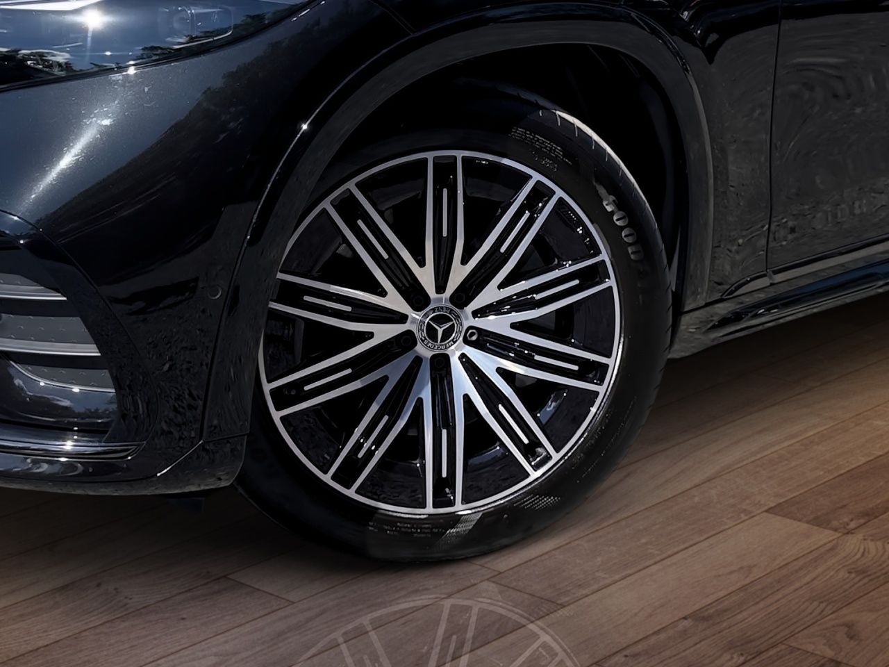Fahrzeugabbildung Mercedes-Benz EQS 450 4M SUV AMG AHK Airmatic Pano 7-Sitzer