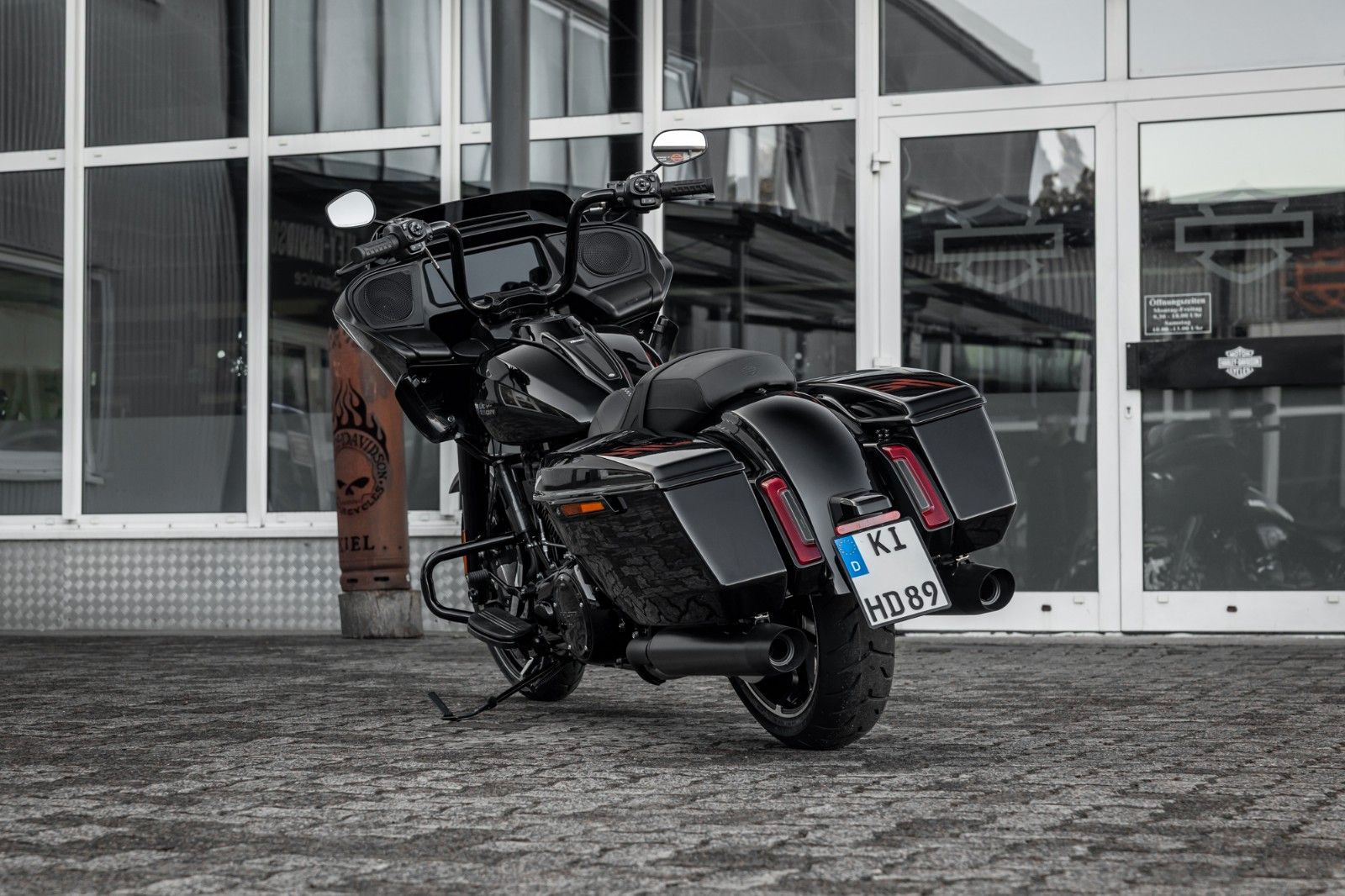 Fahrzeugabbildung Harley-Davidson ROAD GLIDE FLTRX 117ci MY25 - SOFORT VERFÜGBAR
