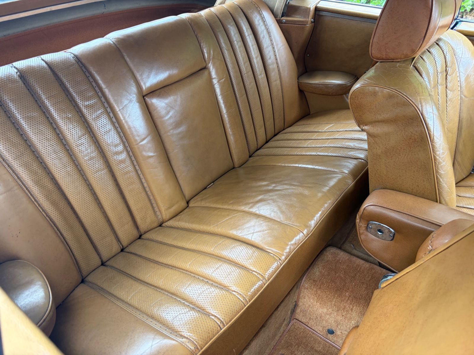 MERCEDES-BENZ 280 20