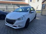 Peugeot 208 1.2 - Peugeot 208 in Karlsruhe