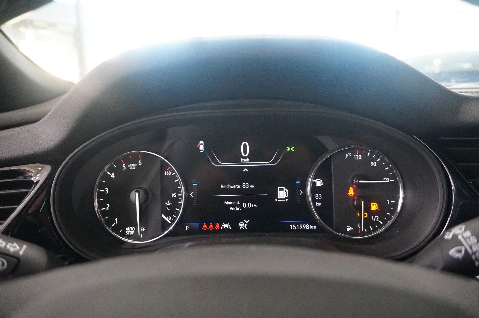 Fahrzeugabbildung Opel Insignia B ST 2.0D ELEGANCE NAVI/LED/KAMERA/HUD