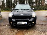 MINI COOPER_SD Countryman Cooper SD All4 - MINI Cooper SD: Limousine