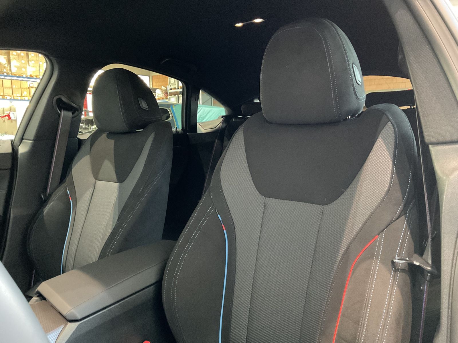 Fahrzeugabbildung BMW M440i xDrive M Sportpaket Pro, Standheizung, HKS