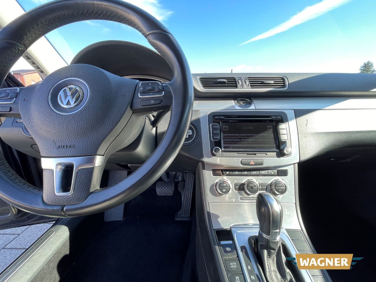 Fahrzeugabbildung Volkswagen Passat Variant Highline BlueMotion