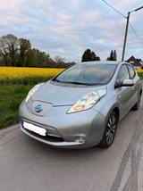 Nissan Leaf Tekna 2016  TÜV neu - Nissan Leaf in Düsseldorf