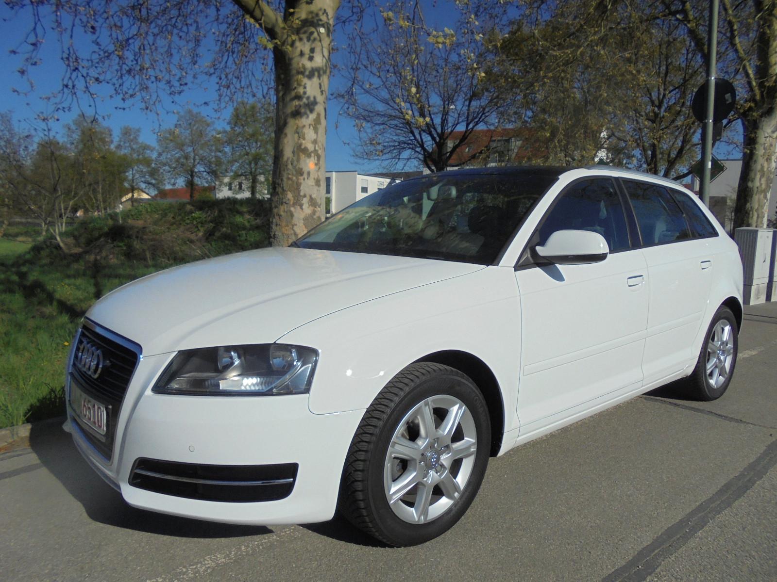 Audi A3 Sportback 1.4 TFSI"Ambiente" 70´KM Automatik