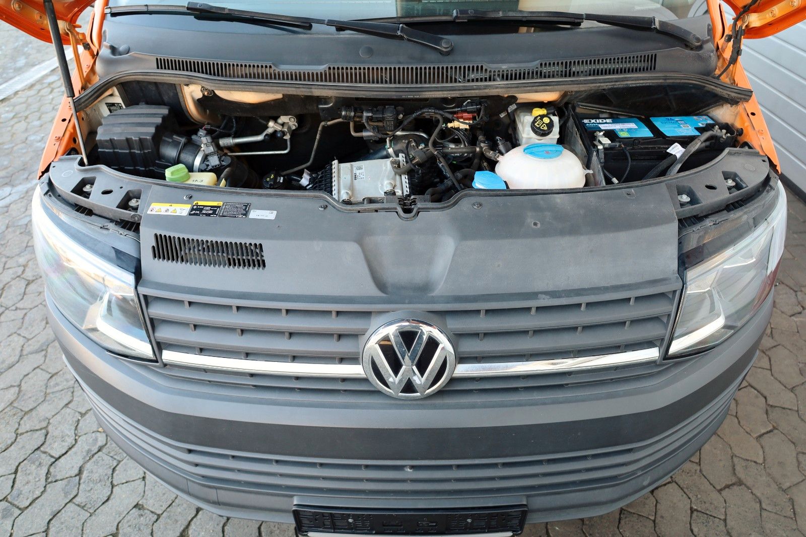 Fahrzeugabbildung Volkswagen T6 Transporter Pritsche Doka,Elektrik-Paket,AHK