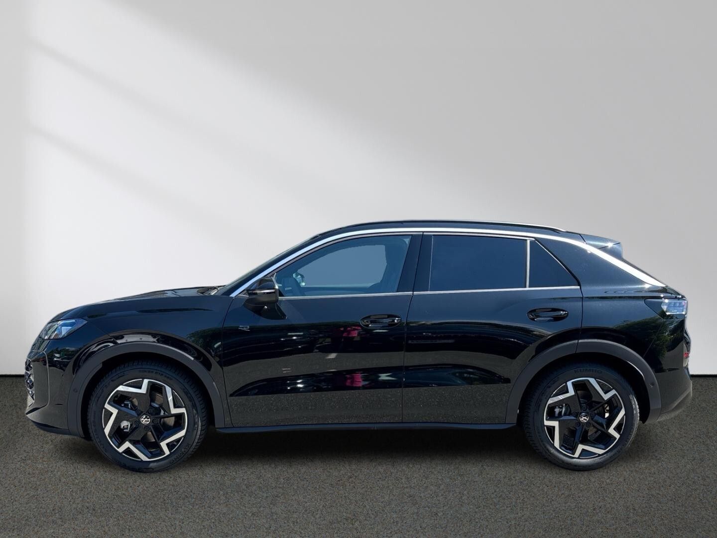 Volkswagen T-Roc R-Line 1.5 l eTSI OPF 110 kW (150 PS) 7-Ga imagem 2