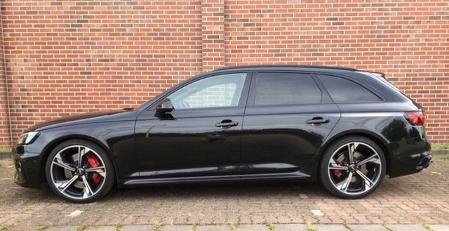 Audi RS4 26Tkm SITZKLIMA KAMERA Vmax offen 280km/h