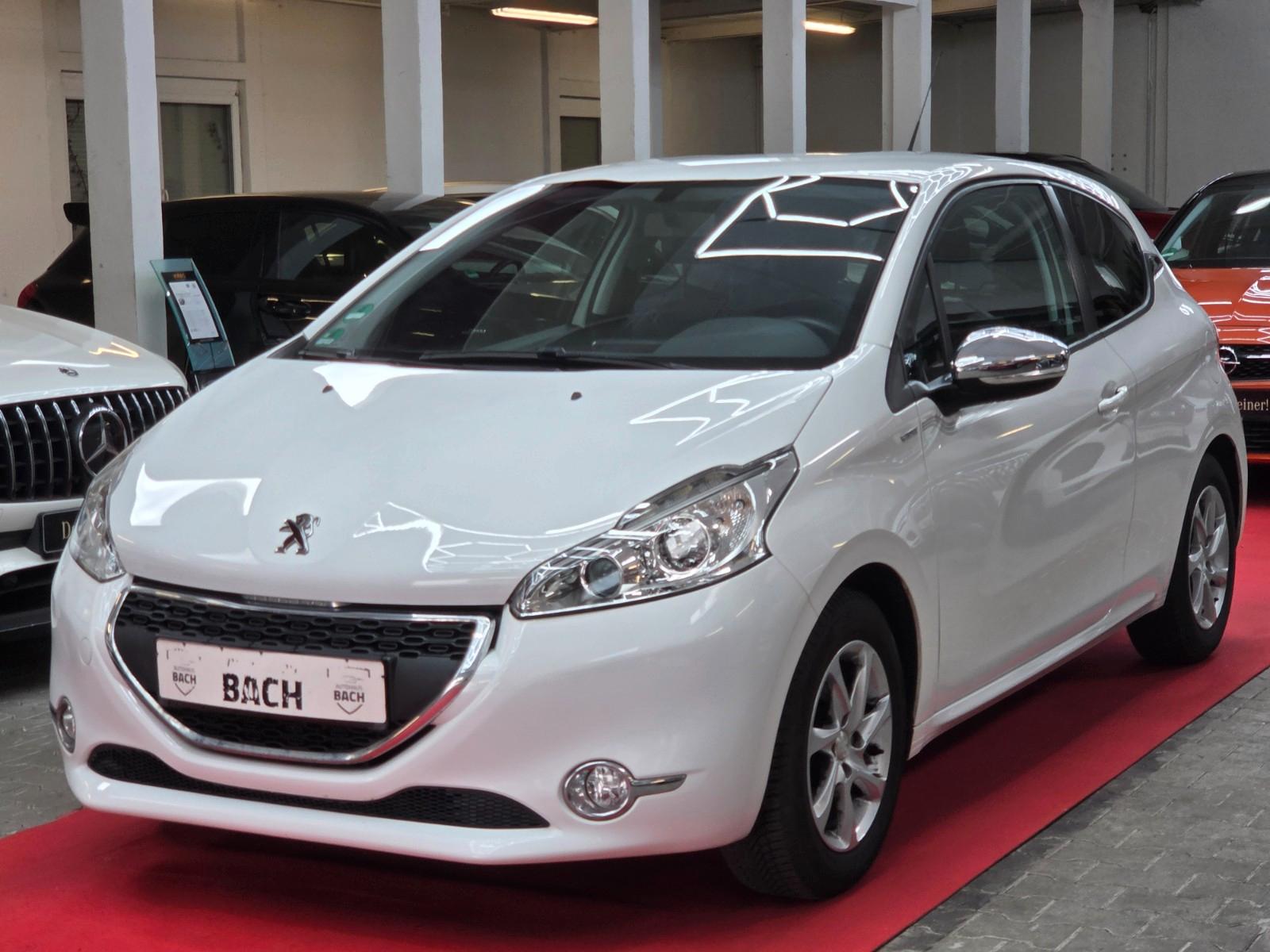 Peugeot 2081.2 Allure Pure Tech 82 KLIMA SCHECKHEFT TEM