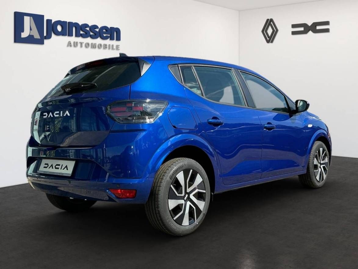 Fahrzeugabbildung Dacia Sandero Expression TCe 100