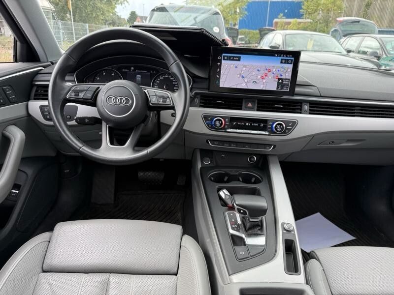 Audi A4 40 TDI S tronic S line Avant foto 8
